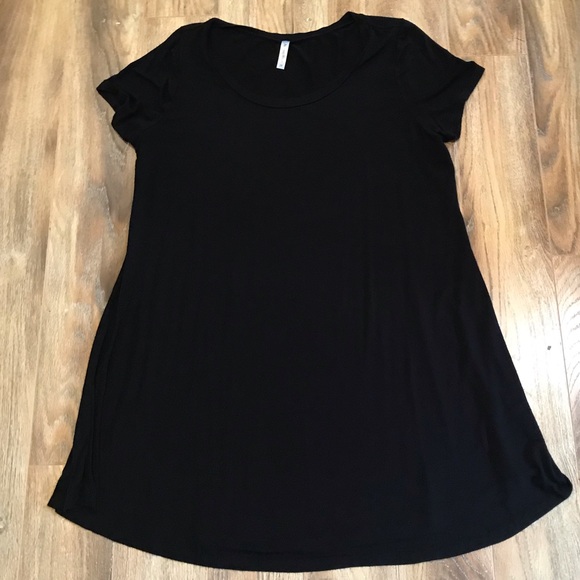 Acting Pro Tops - NWOT Acting Pro Black Tunic T-shirt / Dress 2X